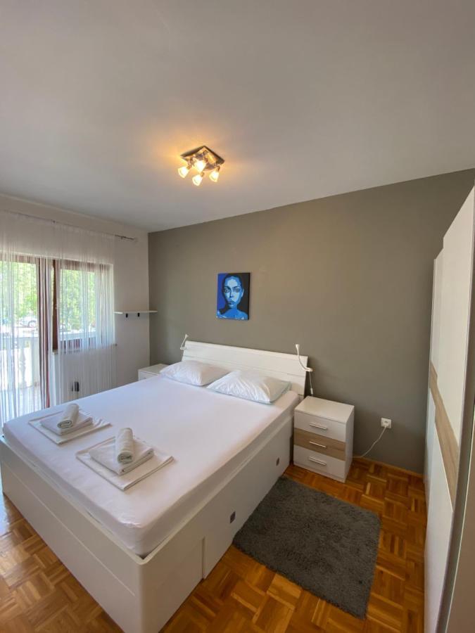 Apartments Irina Rovanjska Εξωτερικό φωτογραφία