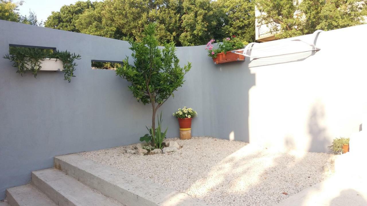 Apartments Irina Rovanjska Εξωτερικό φωτογραφία