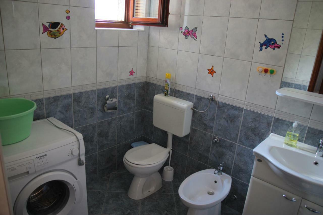 Apartments Irina Rovanjska Εξωτερικό φωτογραφία