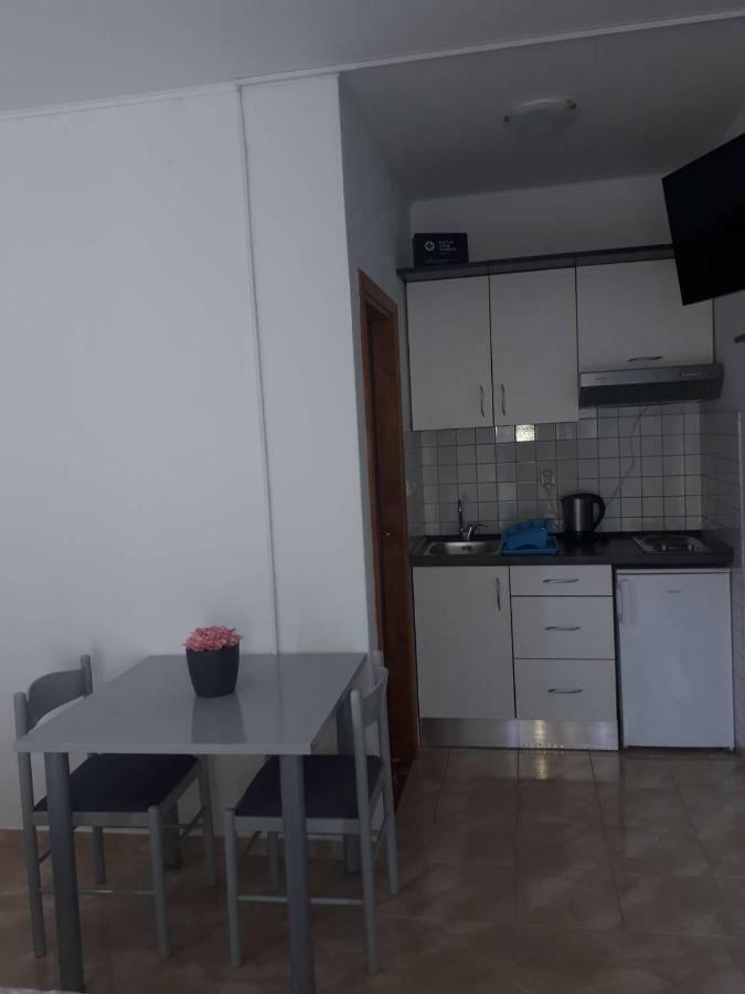 Apartments Irina Rovanjska Εξωτερικό φωτογραφία